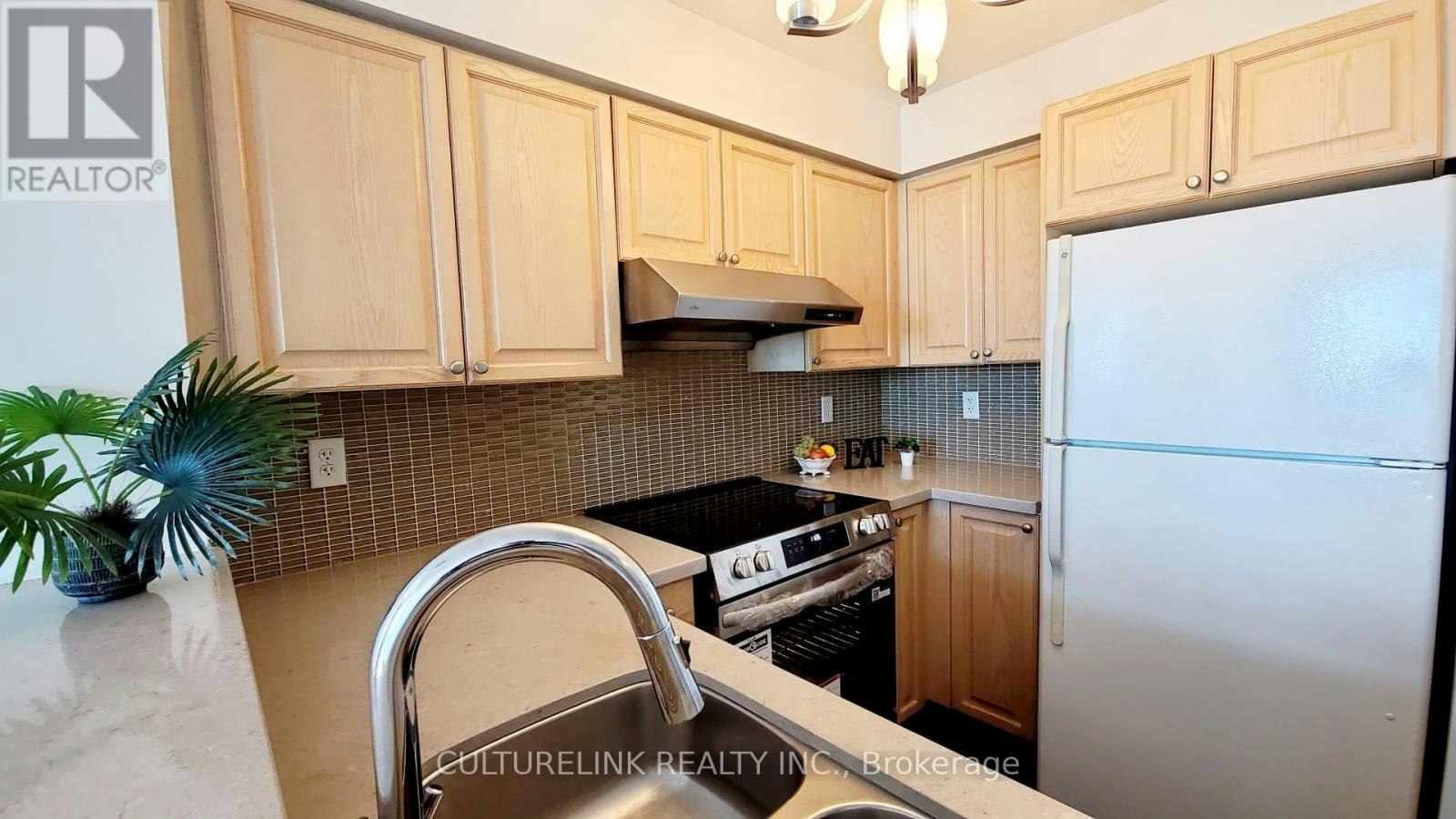 PH 5-39 Oneida Crescent, Richmond Hill, ON, L4B 4T9 - 6