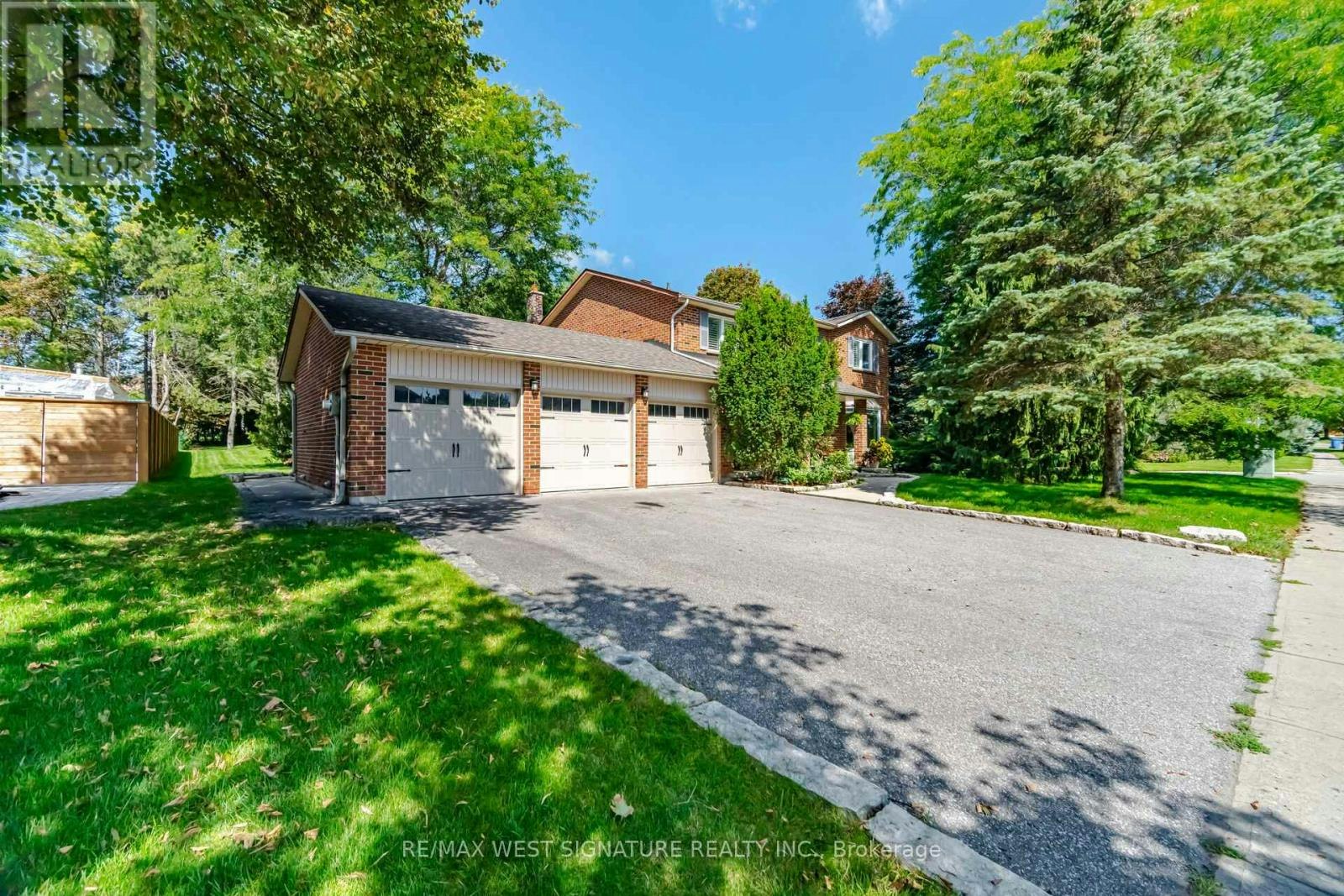 140 Hill Farm Road, King, ON, L0G 1N0