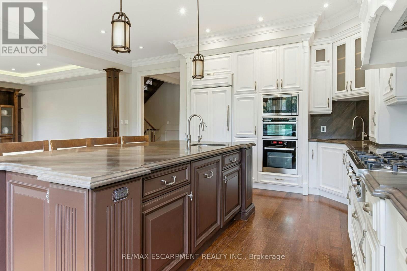 1366 Wilson Avenue, Mississauga, ON, L5G 3K2 - 12