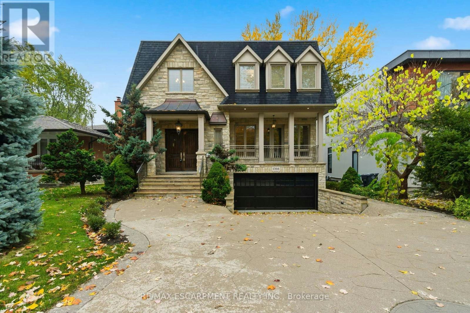 1366 Wilson Avenue, Mississauga, ON, L5G 3K2