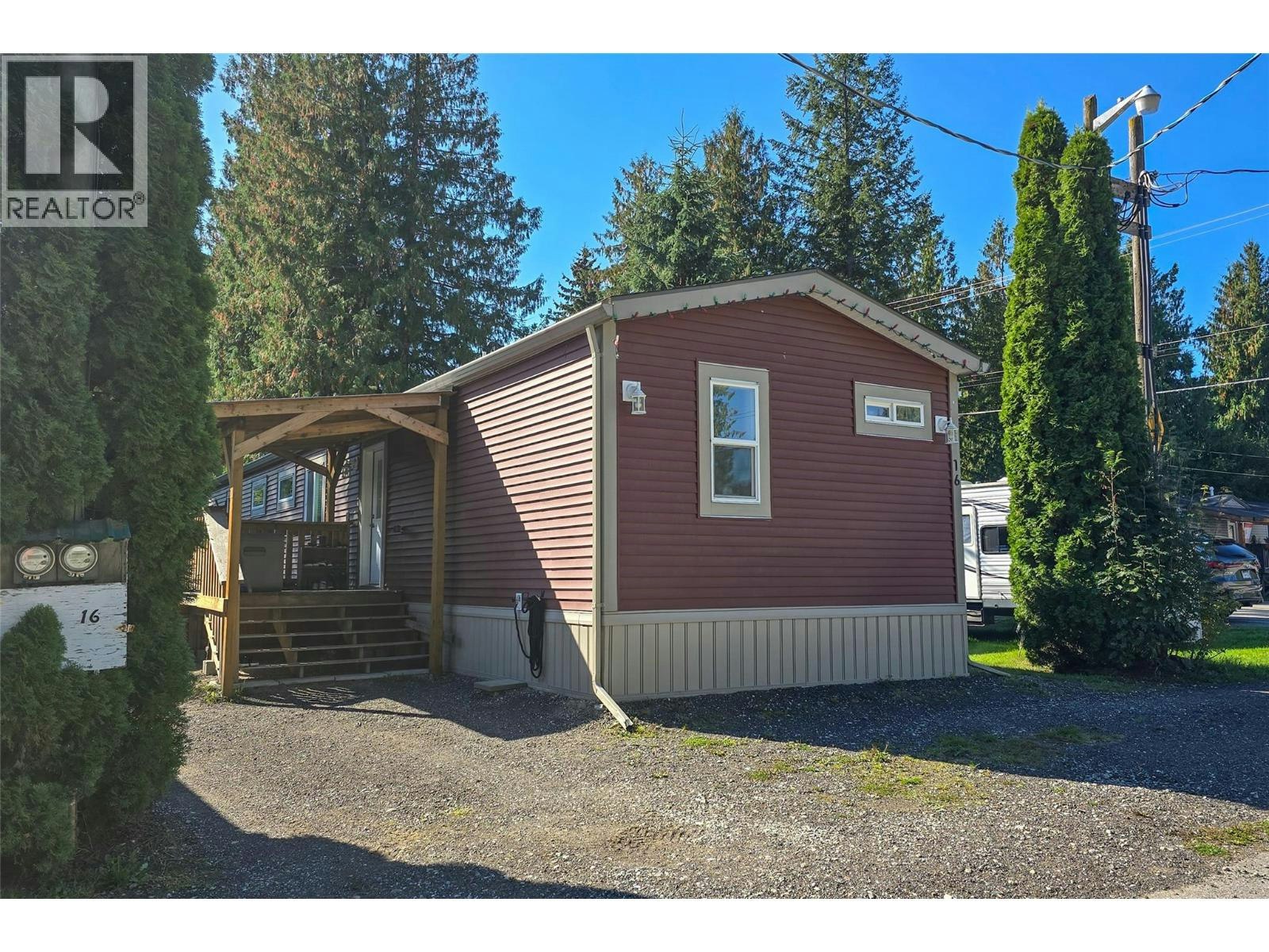16-978 Lundell Road, Revelstoke, BC, V0E 2S0