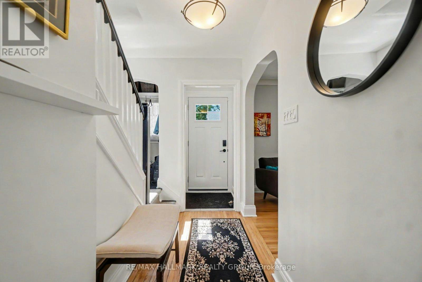 407 Eden Avenue, Ottawa, ON, K1Z 5J1 - 3