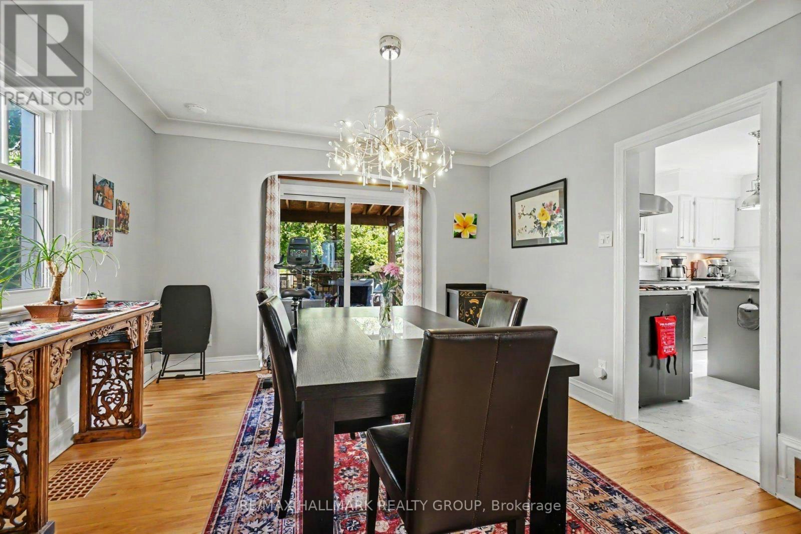 407 Eden Avenue, Ottawa, ON, K1Z 5J1 - 7