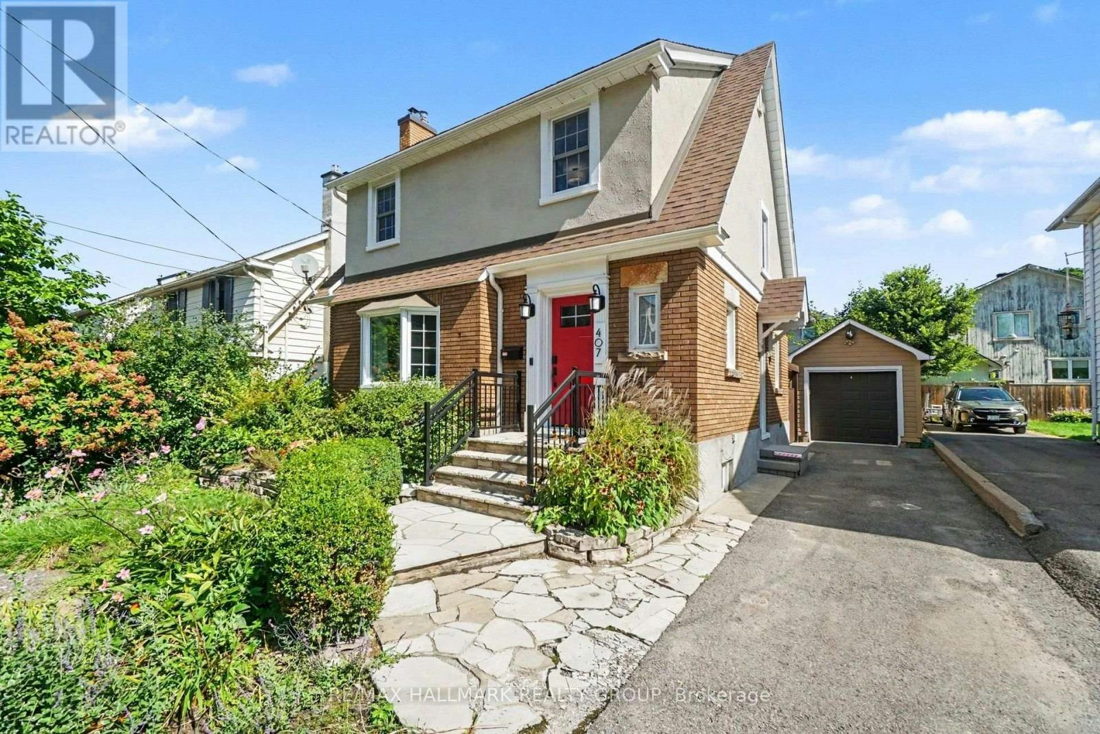 407 Eden Avenue, Ottawa, ON, K1Z 5J1