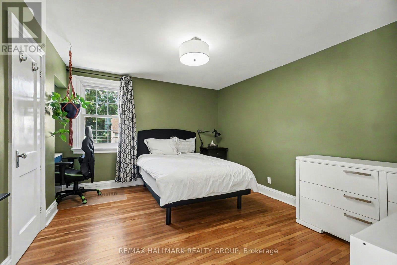407 Eden Avenue, Ottawa, ON, K1Z 5J1 - 12