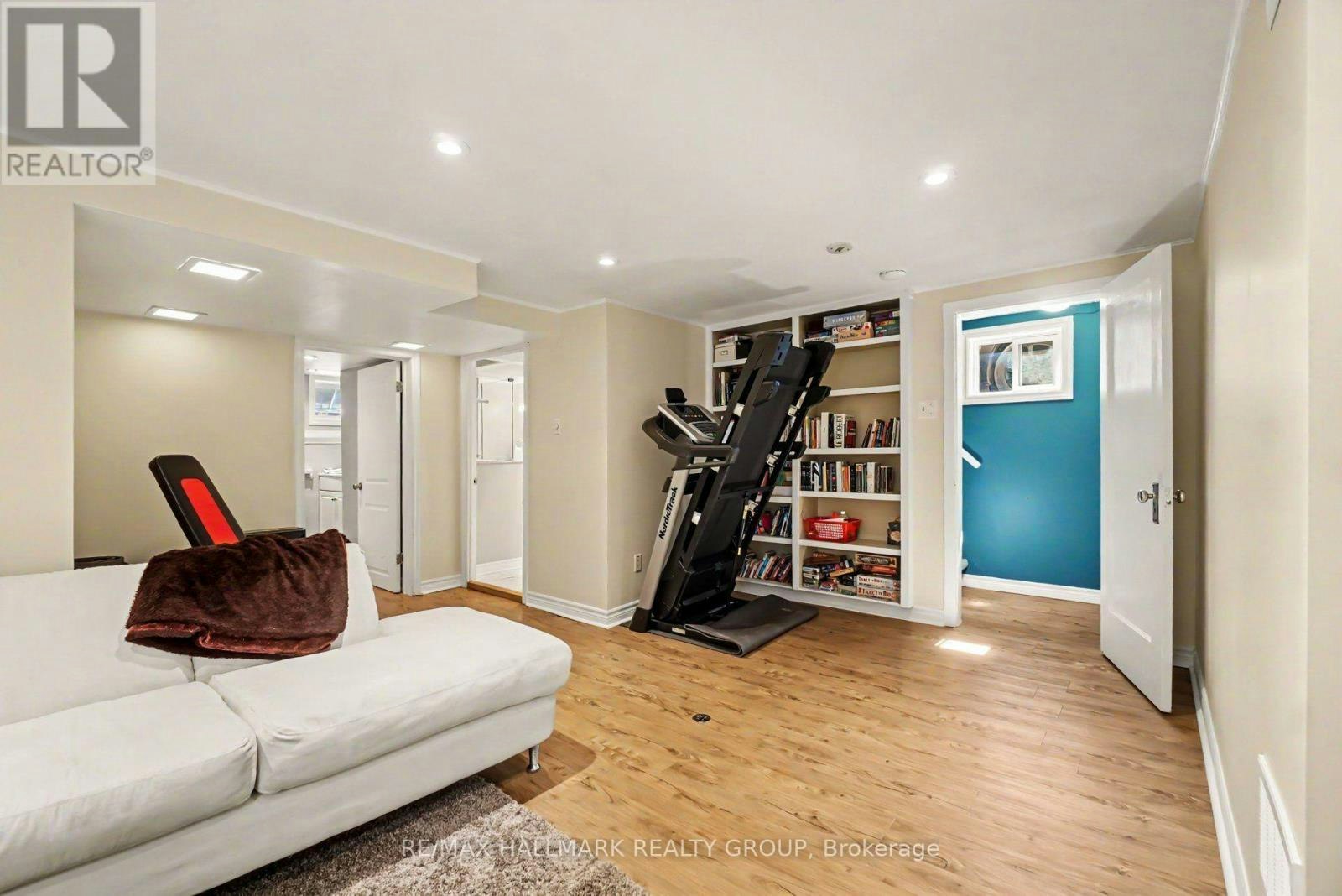 407 Eden Avenue, Ottawa, ON, K1Z 5J1 - 17