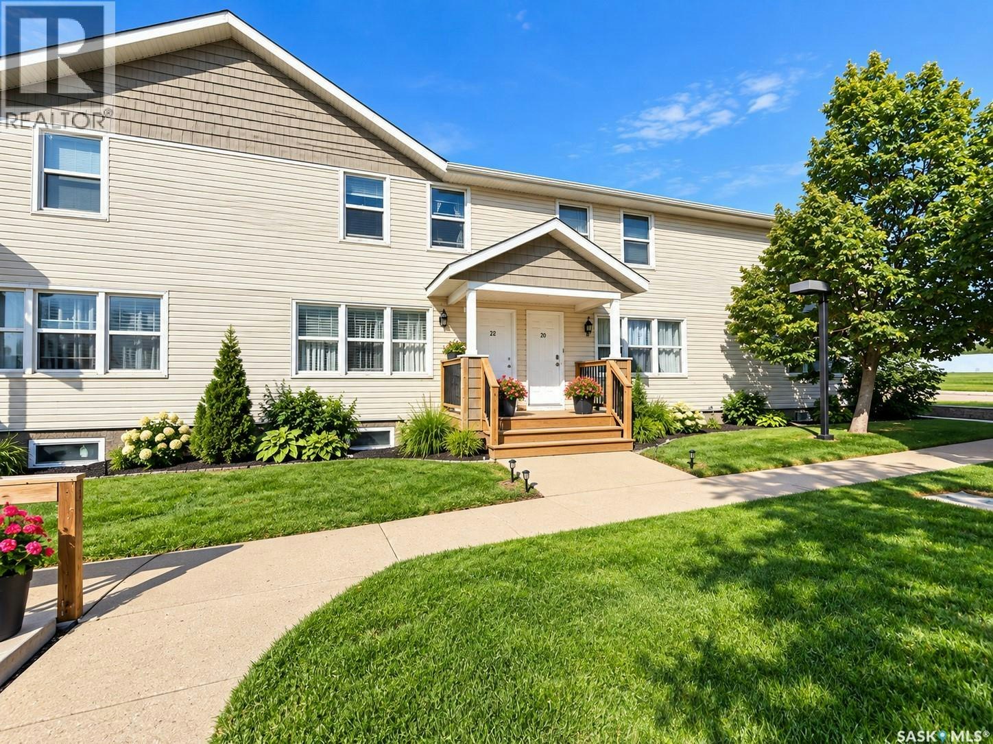 22-210 Camponi Place, Saskatoon, SK, S7M 1J7