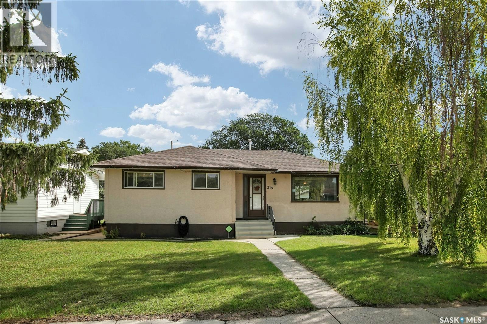 314 U Avenue N, Saskatoon, SK, S7L 3C7