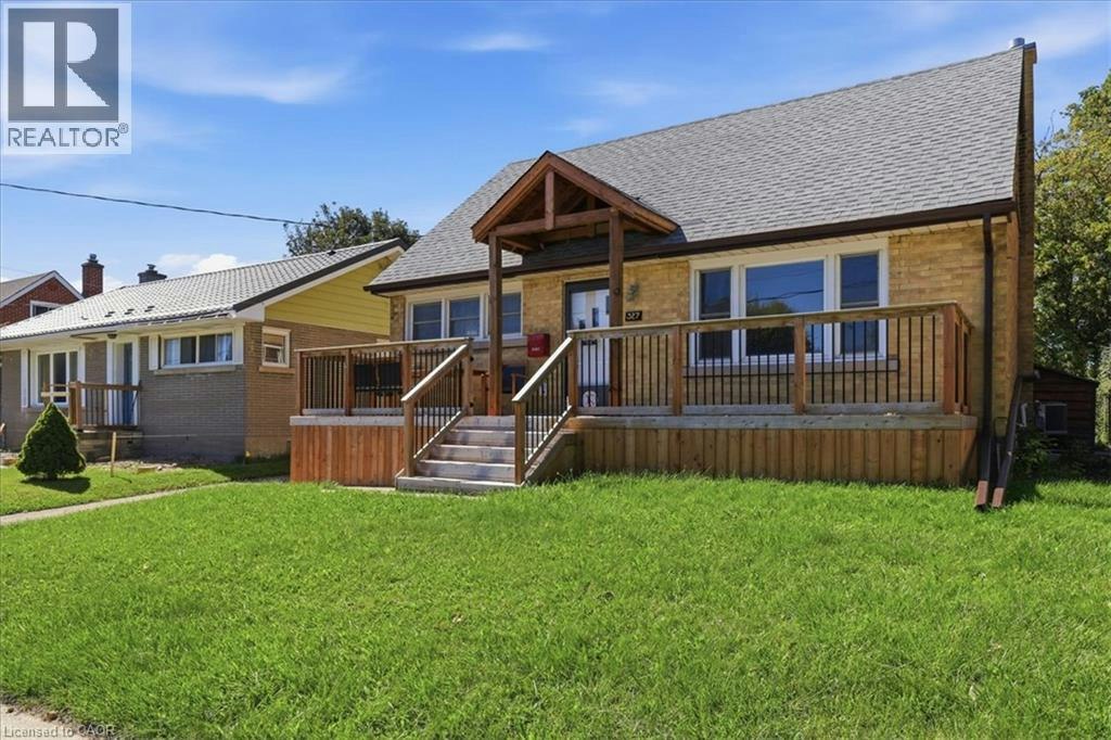 327 Highland Road E, Kitchener, ON, N2M 3W6
