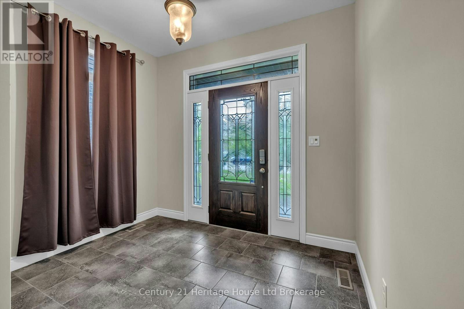 472 Fairway Road, Woodstock, ON, N4T 0E7 - 4