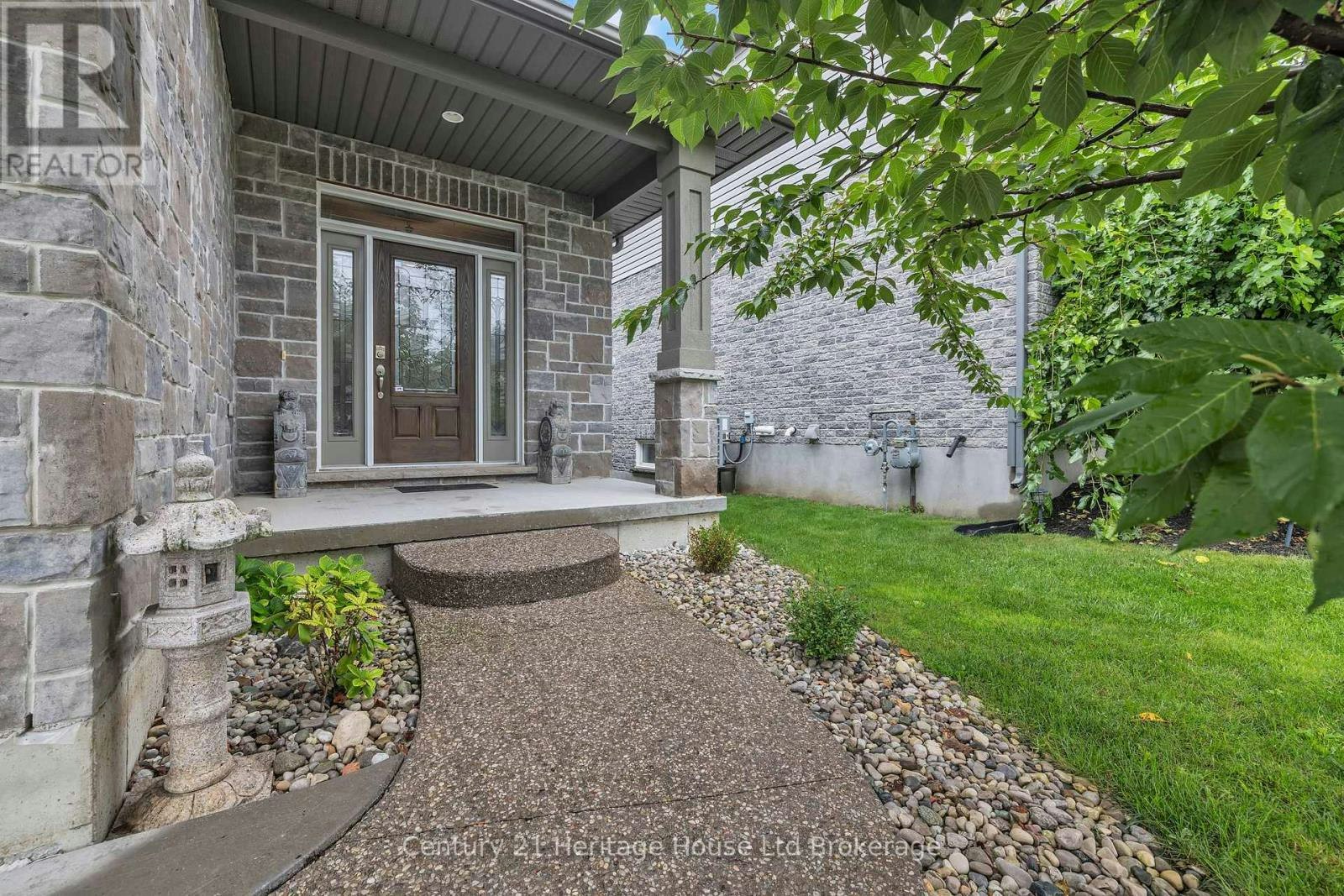 472 Fairway Road, Woodstock, ON, N4T 0E7 - 2