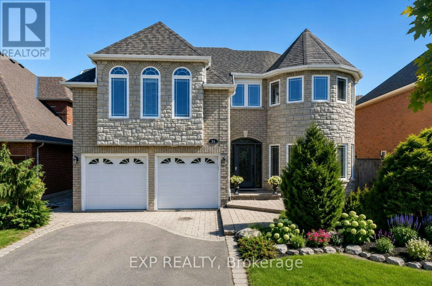 16 Curry Crescent, Halton Hills, ON, L7G 5L4
