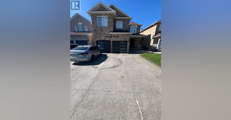 136 Luella Crescent, Brampton, ON, L7A 3H8