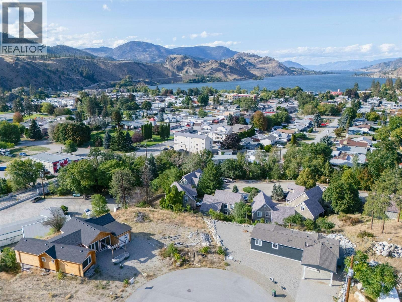 4844 Bassett Avenue, Okanagan Falls, BC, V0H 1R2