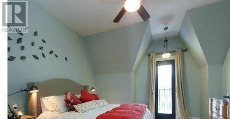 376 Lippincott Street, Toronto, ON, M5S 2P7 - 7