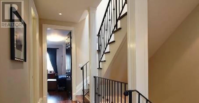 376 Lippincott Street, Toronto, ON, M5S 2P7 - 5