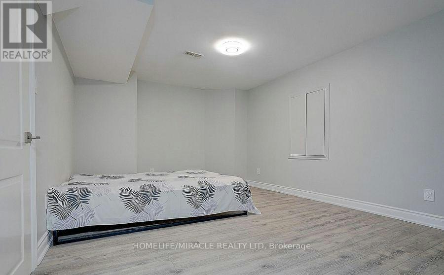 28 Hunwicks Crescent, Ajax, ON, L1Z 0E4 - 3