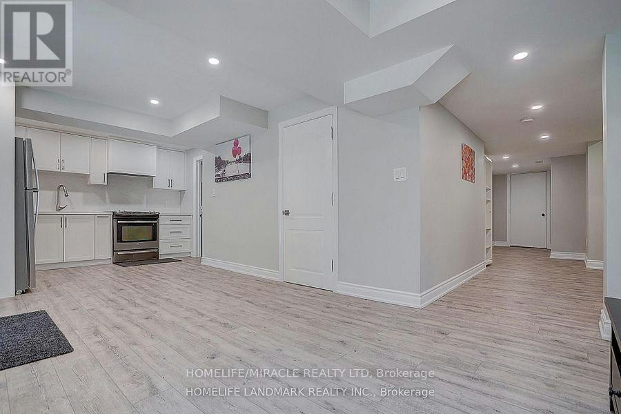 28 Hunwicks Crescent, Ajax, ON, L1Z 0E4 - 2