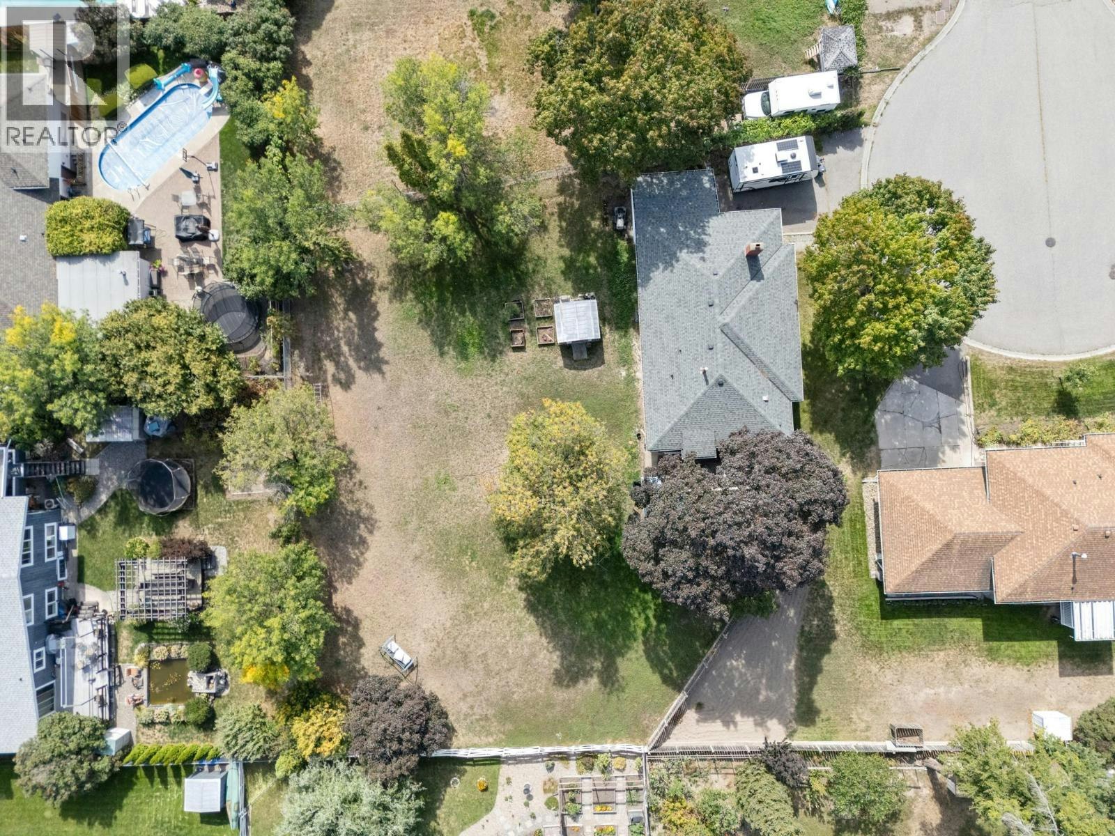 1446 Glenaire Crescent, Kelowna, BC, V1Y 3N1