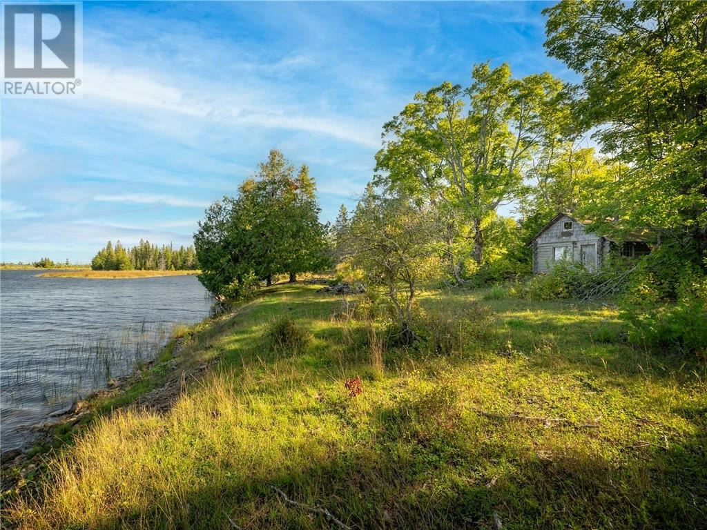 450 Fields Road, Assiginack, ON, P0P 1N0
