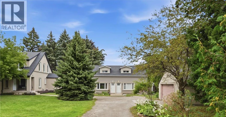 90 King Street W, Hamilton, ON, L8G 1H8