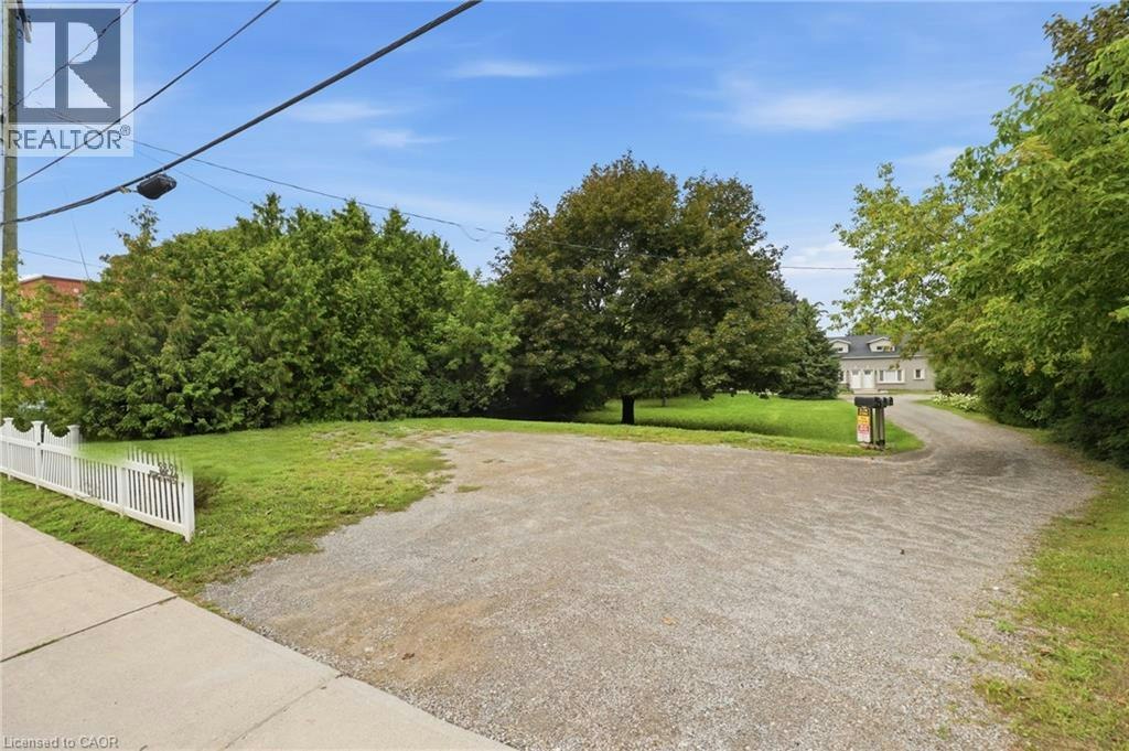 90 King Street W, Hamilton, ON, L8G 1H8 - 3