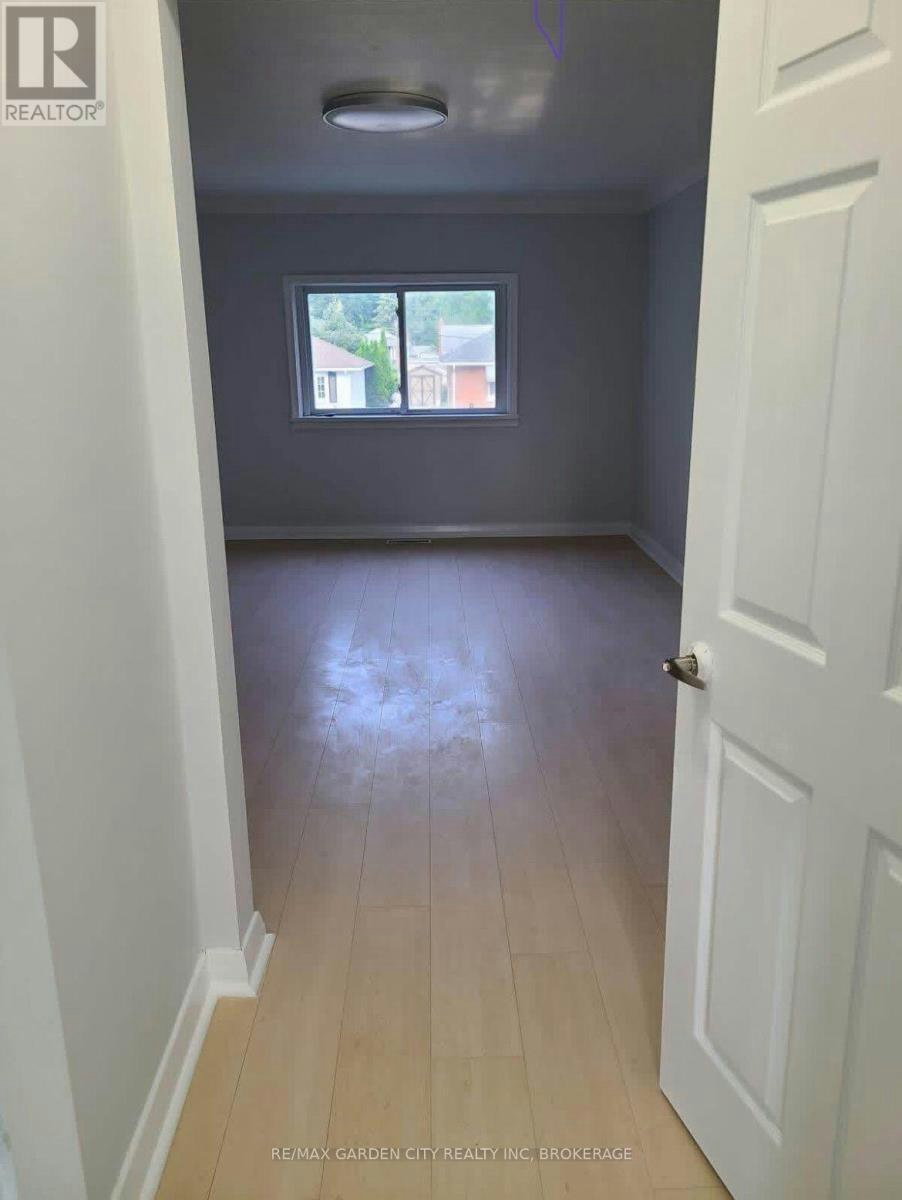 MAIN FLOOR-91 Margery Avenue, St. Catharines, ON, L2R 6K2 - 10