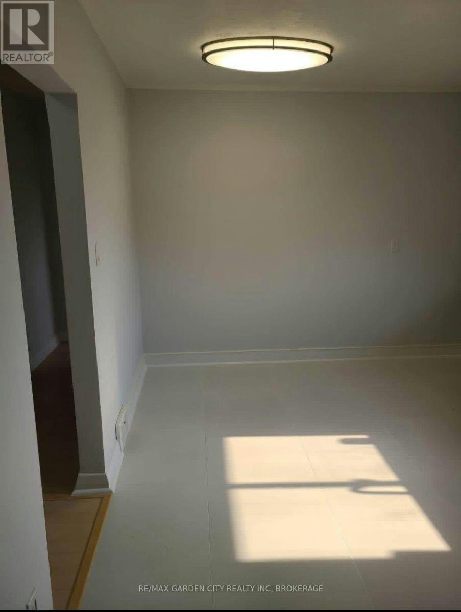 MAIN FLOOR-91 Margery Avenue, St. Catharines, ON, L2R 6K2 - 8