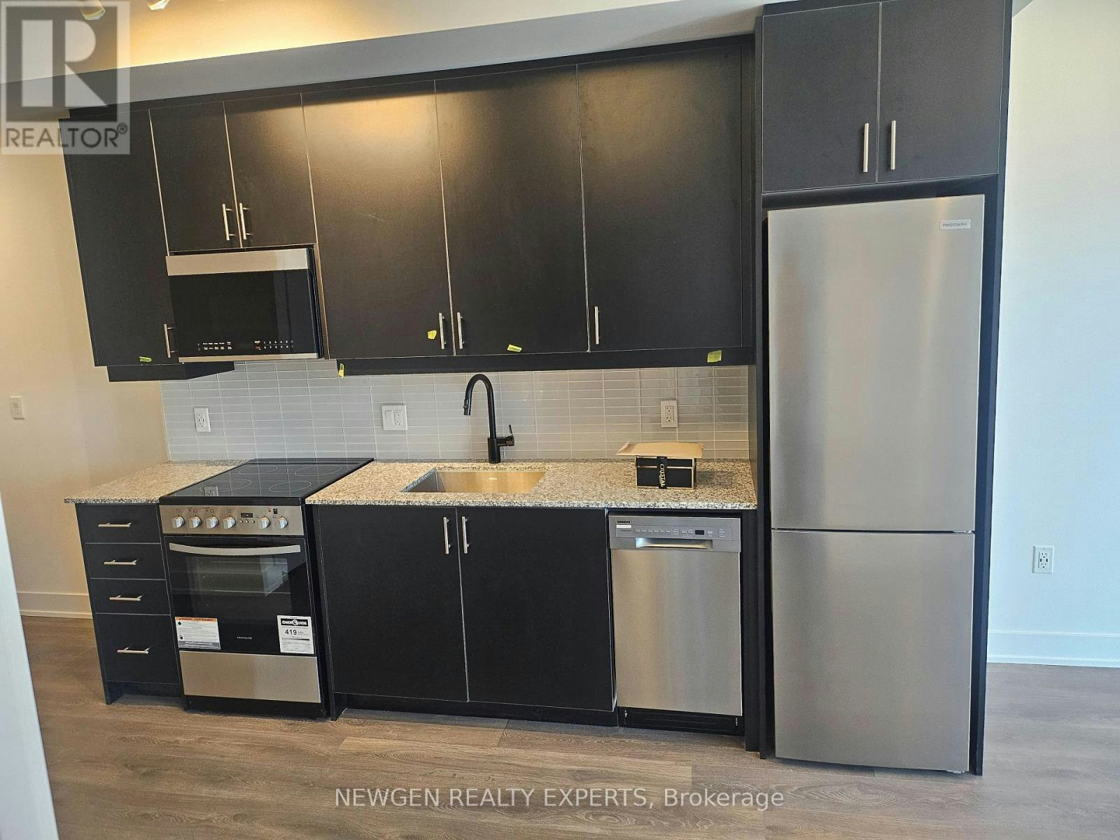 221-2333 Khalsa Gate, Oakville, ON, L6M 4J2