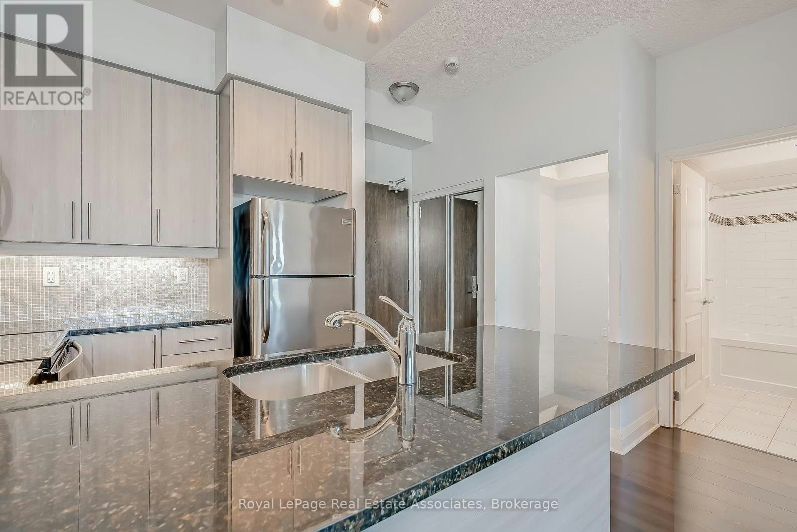 513-1185 The Queensway, Toronto, ON, M8Z 0C6 - 7