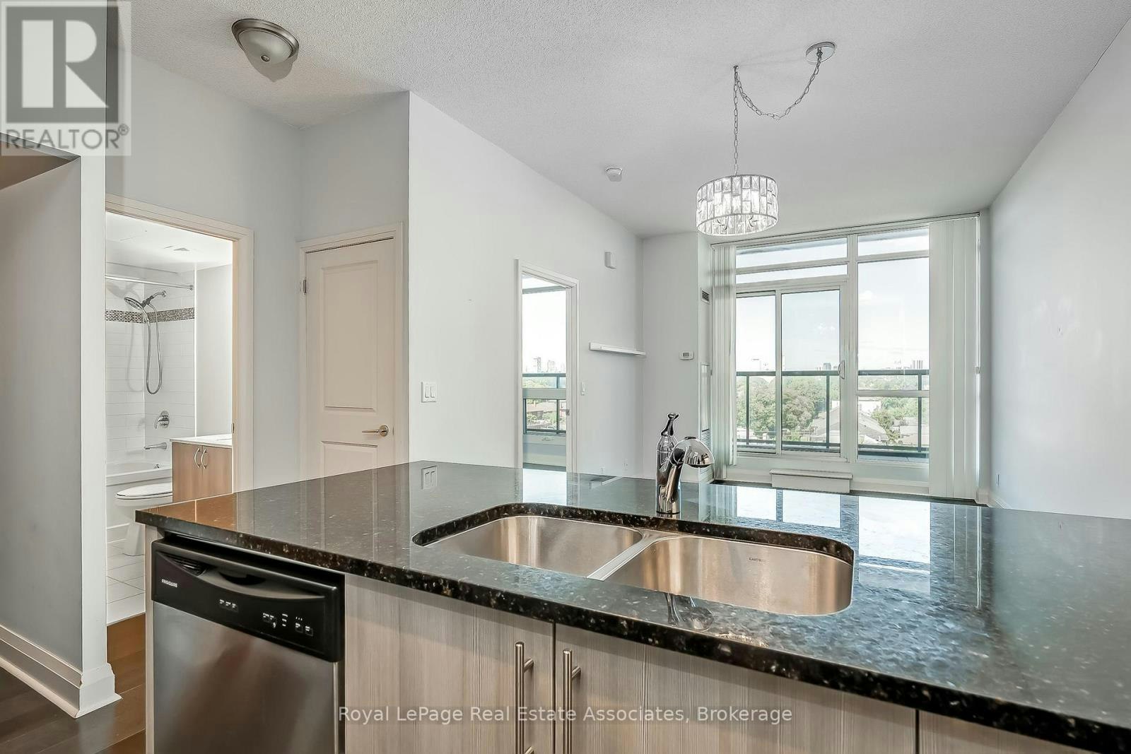513-1185 The Queensway, Toronto, ON, M8Z 0C6 - 10