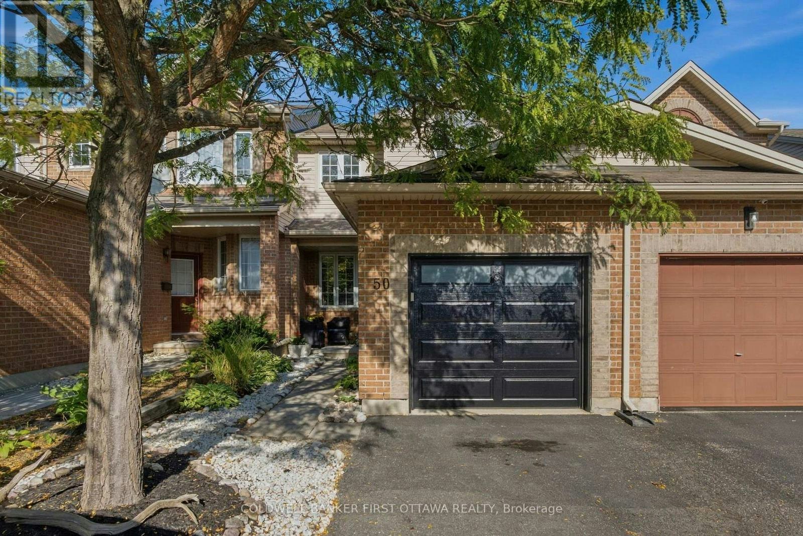 50 Cargrove Private, Ottawa, ON, K1K 4Y6