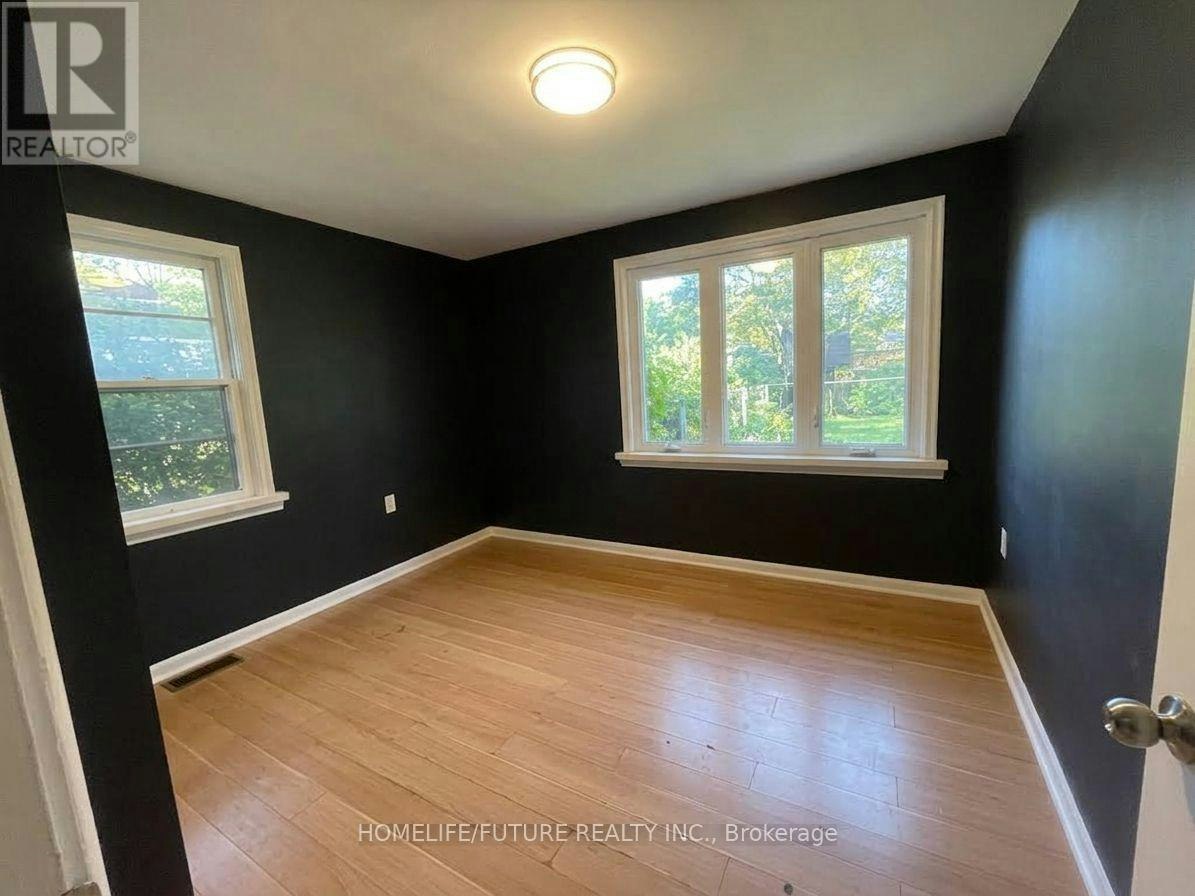 125 Annes Street, Whitby, ON, L1N 5K2 - 6