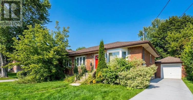 125 Annes Street, Whitby, ON, L1N 5K2