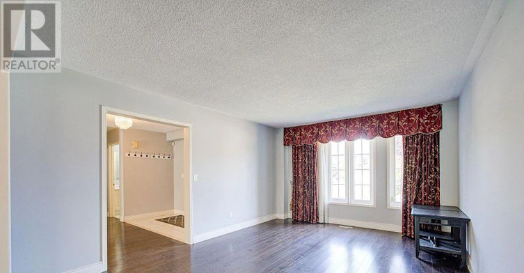 29 Charrington Crescent, Markham, ON, L3R 0R2 - 4
