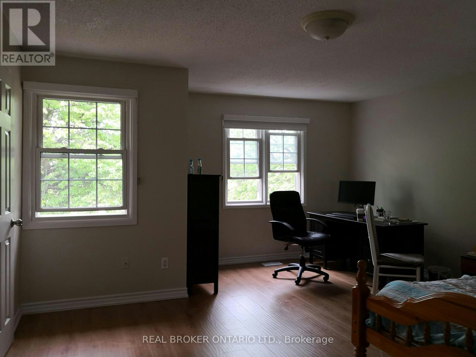 218-1951 Rathburn Road E, Mississauga, ON, L4W 2N9 - 5