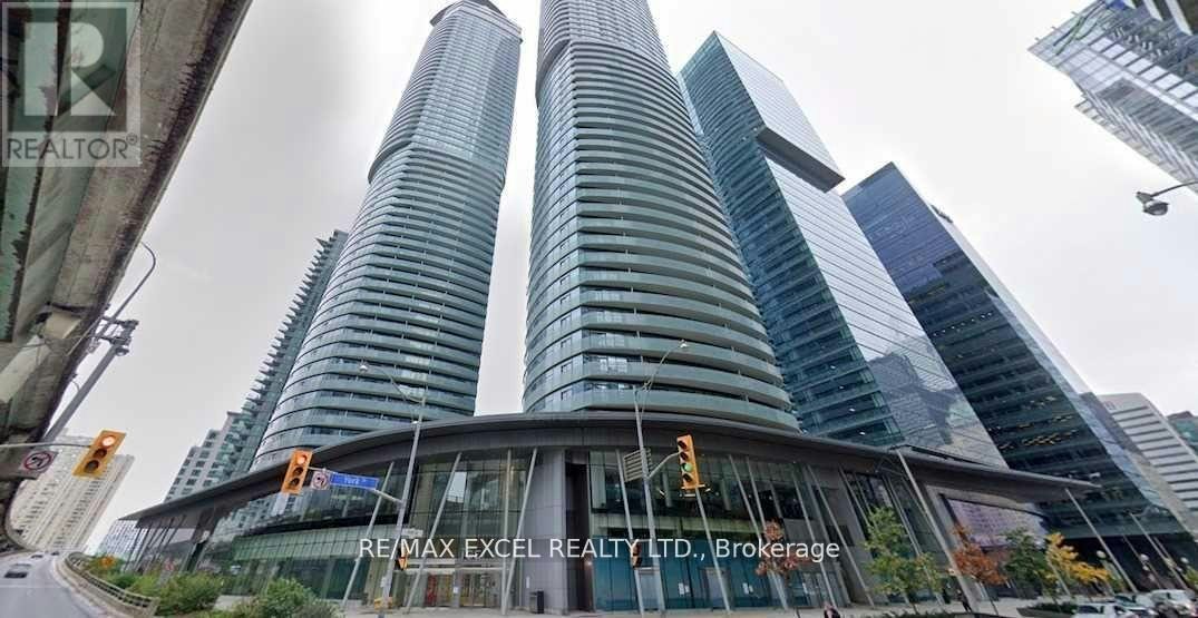 3704-14 York Street, Toronto, ON, M5J 0B1