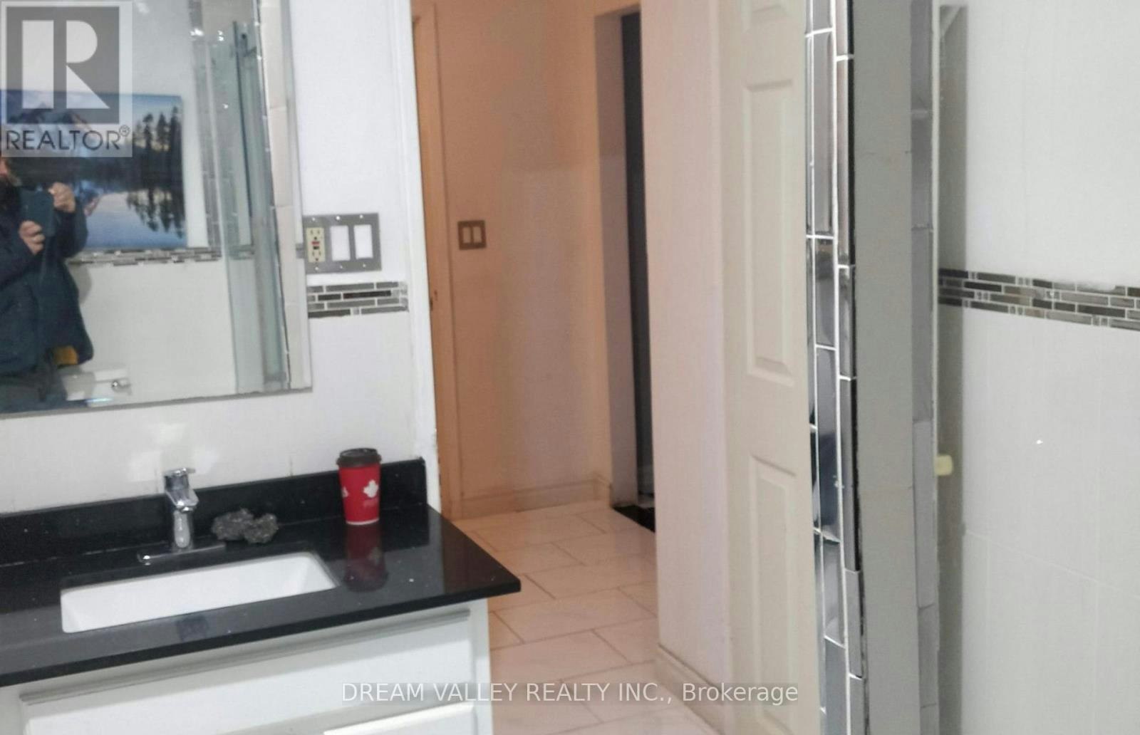BASEMENT-275 Waterford Gate, Pickering, ON, L1V 6N3 - 11