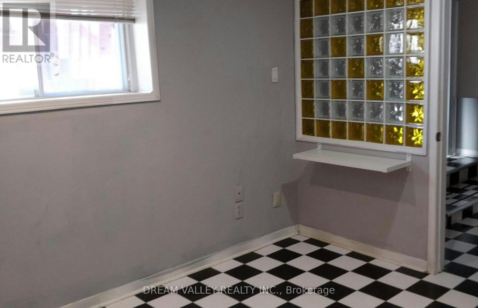 BASEMENT-275 Waterford Gate, Pickering, ON, L1V 6N3 - 9