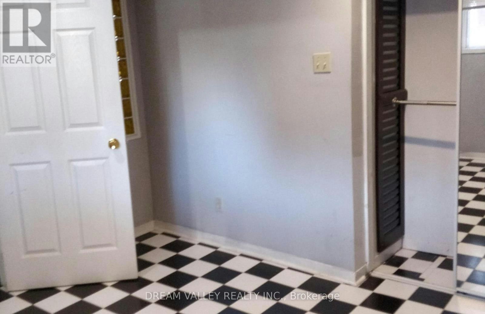 BASEMENT-275 Waterford Gate, Pickering, ON, L1V 6N3 - 6