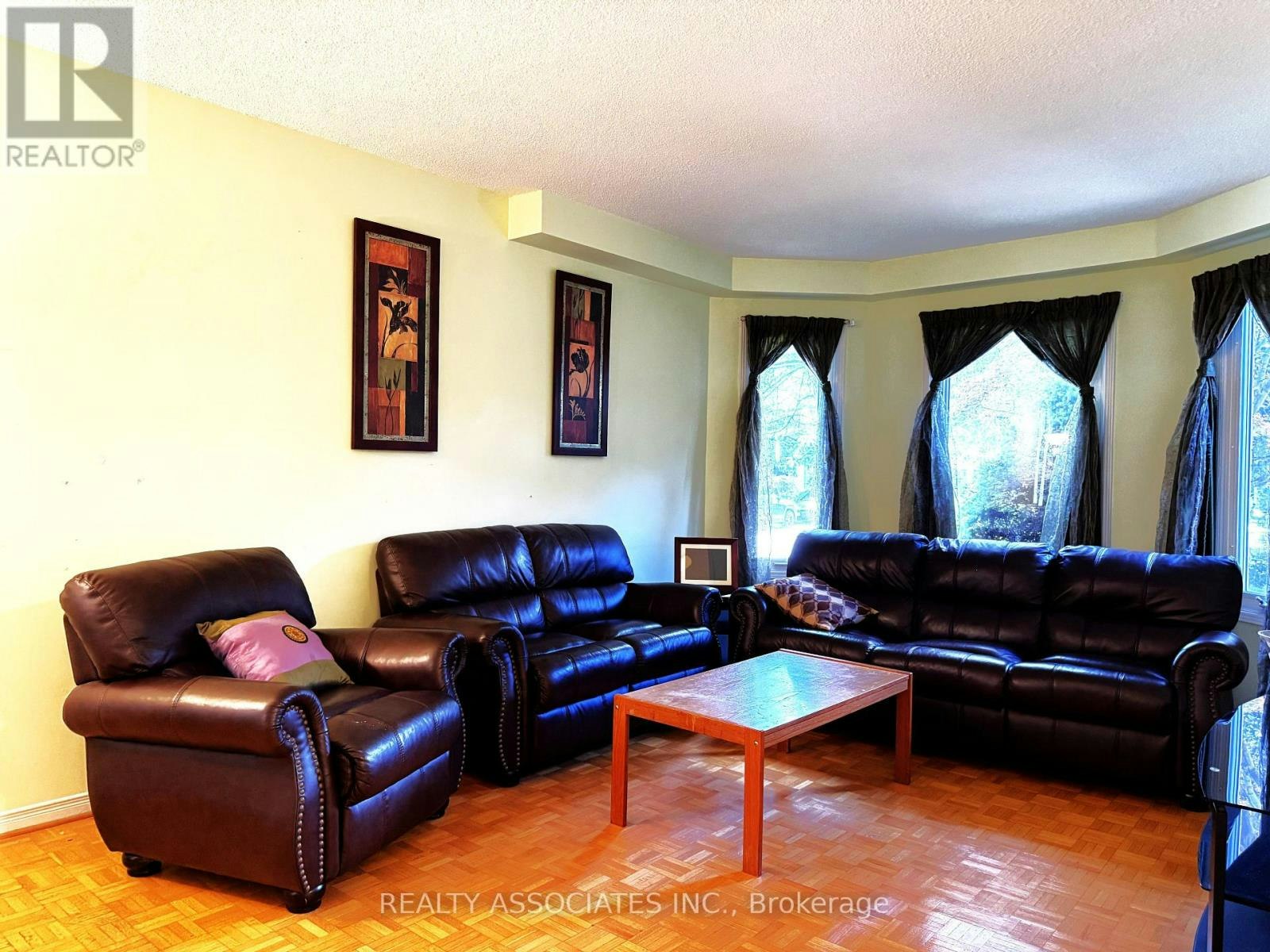 46 Lagani Avenue, Richmond Hill, ON, L4B 3C7 - 3