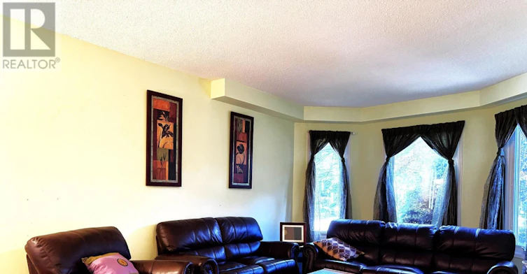46 Lagani Avenue, Richmond Hill, ON, L4B 3C7 - 3