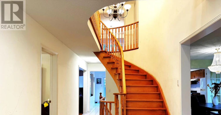 46 Lagani Avenue, Richmond Hill, ON, L4B 3C7 - 2