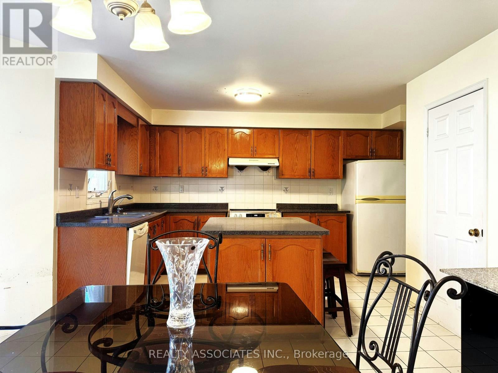 46 Lagani Avenue, Richmond Hill, ON, L4B 3C7 - 8