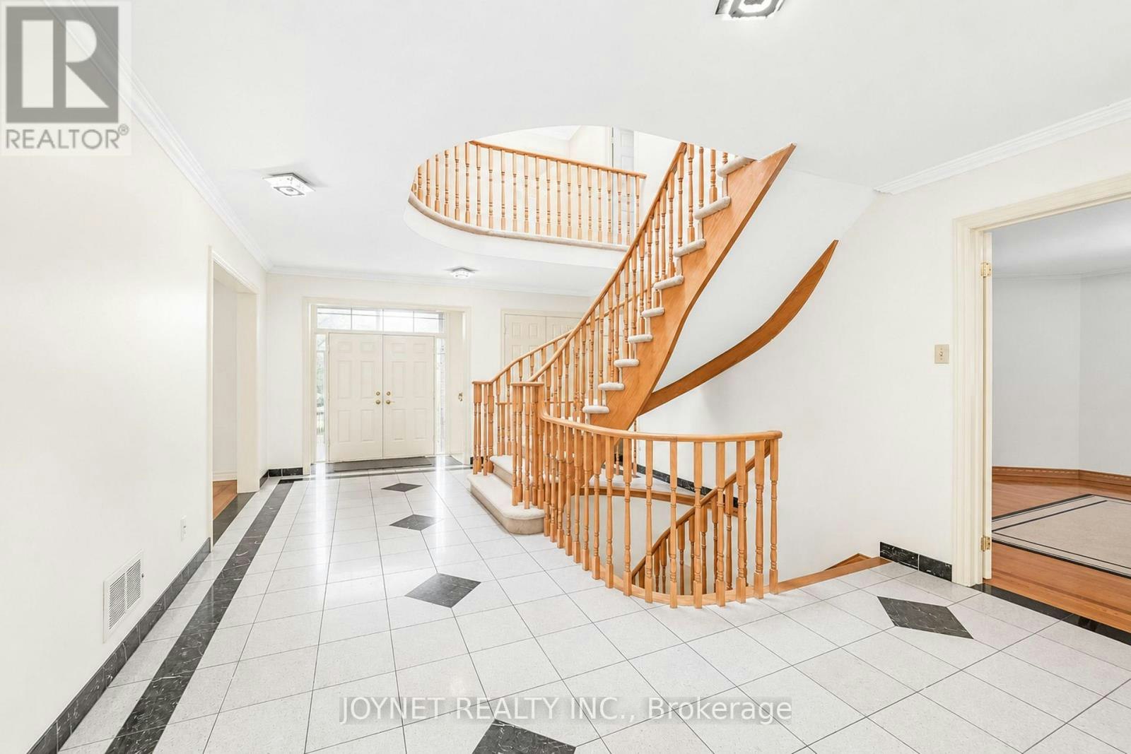 2 Woodriver Street, Richmond Hill, ON, L4S 1B2 - 7