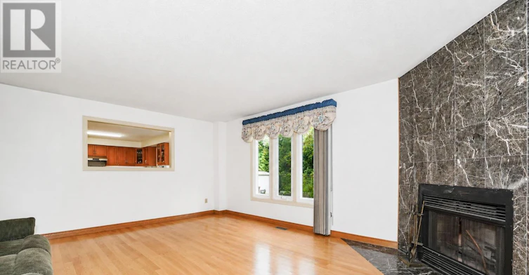 2 Woodriver Street, Richmond Hill, ON, L4S 1B2 - 18
