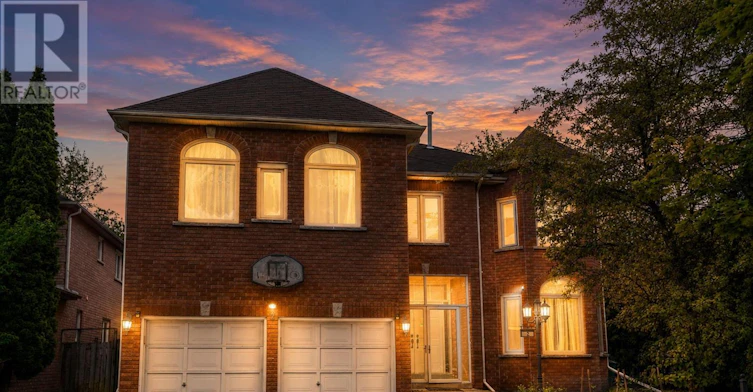 2 Woodriver Street, Richmond Hill, ON, L4S 1B2 - 2