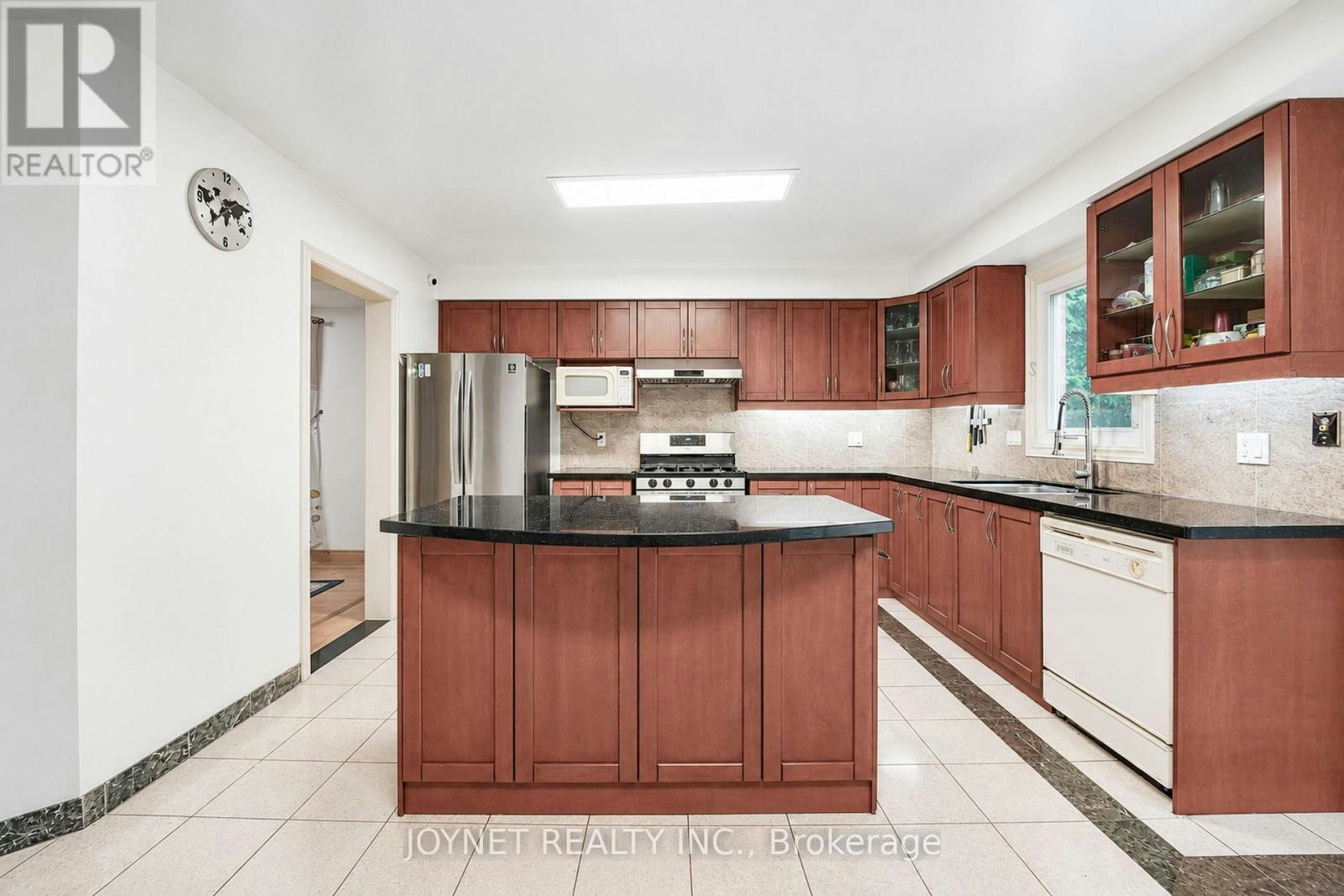 2 Woodriver Street, Richmond Hill, ON, L4S 1B2 - 15