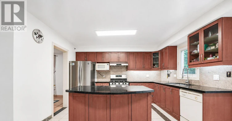 2 Woodriver Street, Richmond Hill, ON, L4S 1B2 - 15