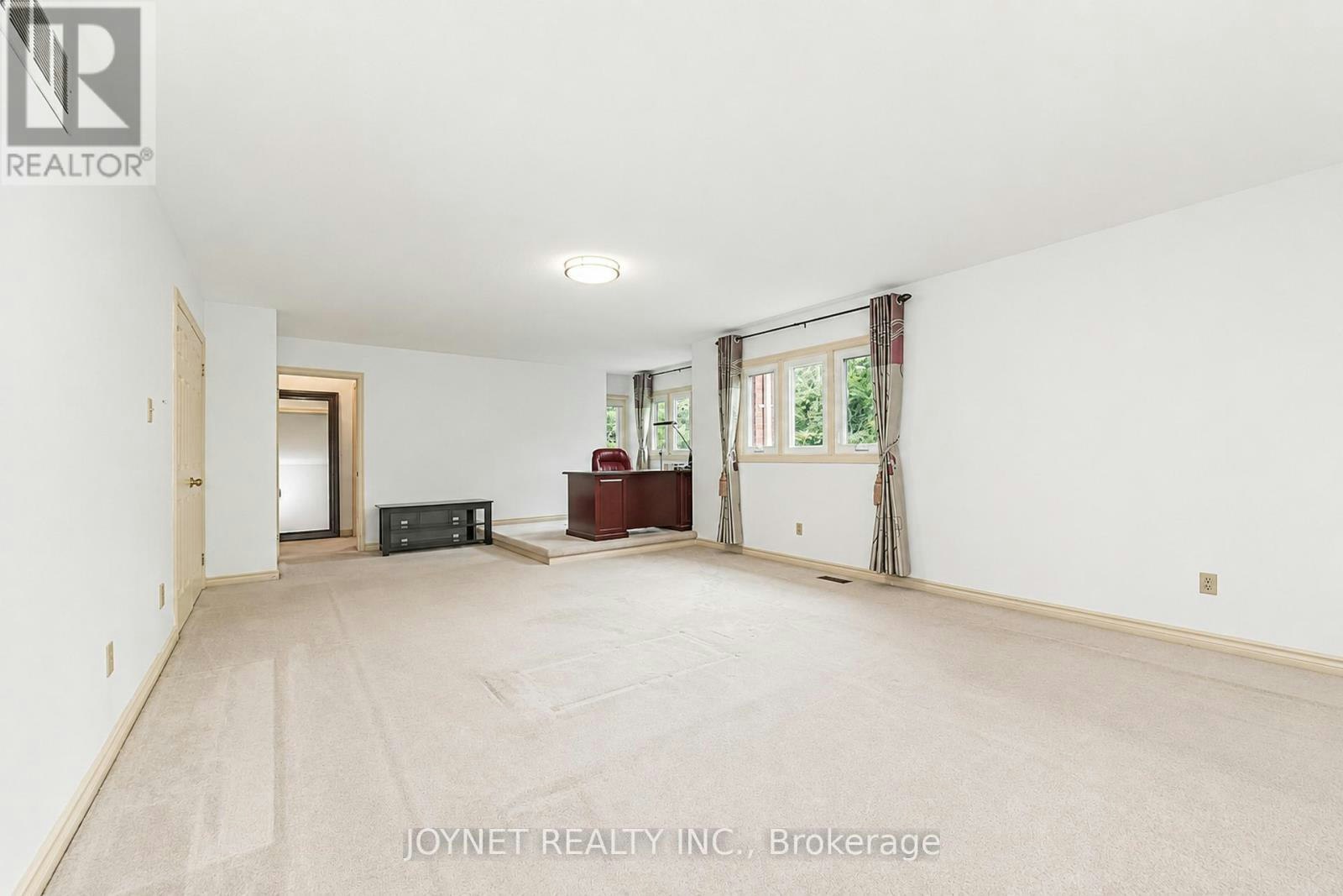 2 Woodriver Street, Richmond Hill, ON, L4S 1B2 - 22